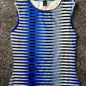 Super cute! Blue short dress